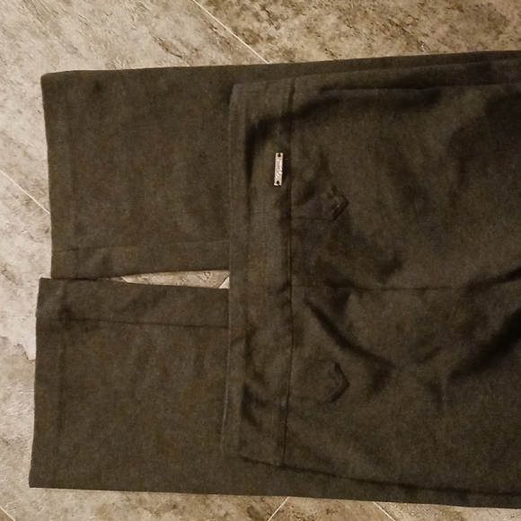 Dress pants - Picture 4 of 9